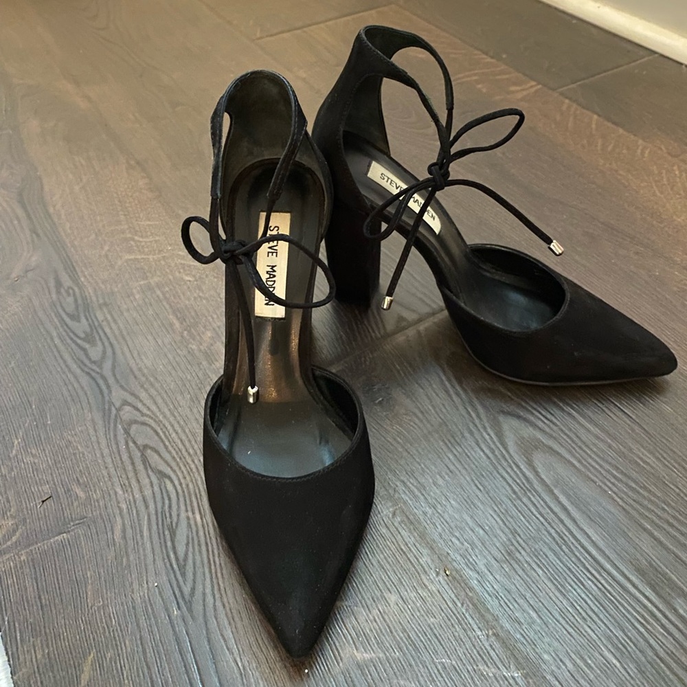 Steve Madden black tie heels